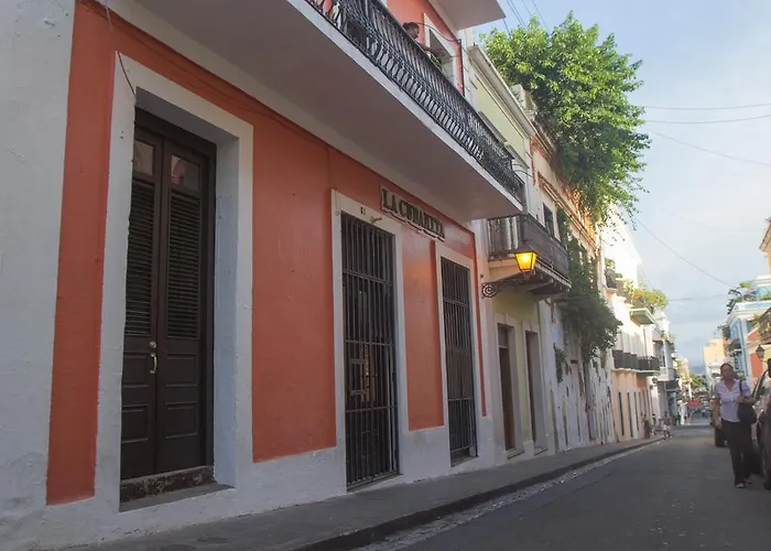 Base Hostel Old San Juan